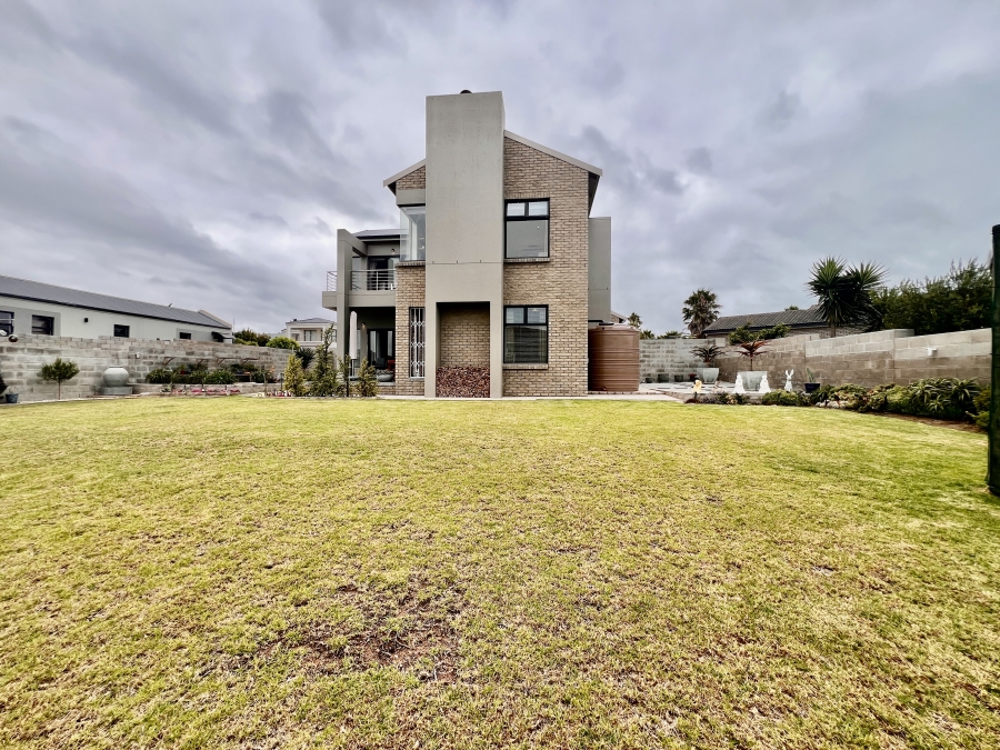 3 Bedroom Property for Sale in Myburgh Park Western Cape